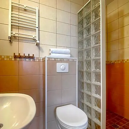 Hubertus Goscinne فندق مبيت وإفطار