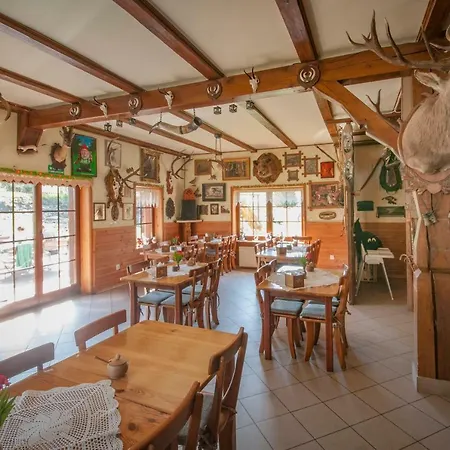 Hubertus Goscinne 3*